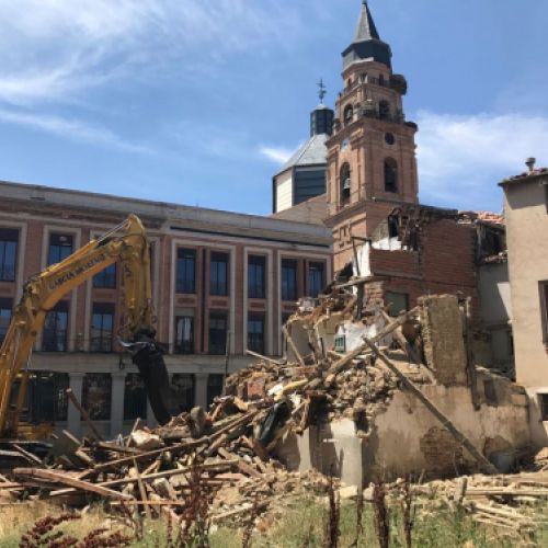 Proyectos de construcción de obra nueva y pública